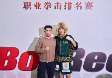 「开云体育评鉴拳击体制内选手出国比赛心态：不同规则与裁判尺度下需灵活应对外籍劲敌」